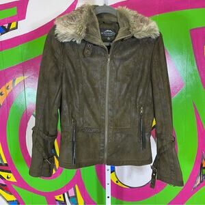 MontanaCo, Faux Fur and Faux Leather Jacket. Size Small. In excellent condition!